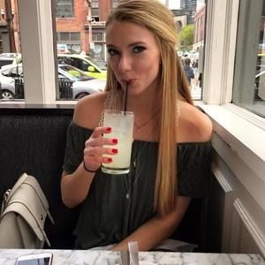 Meet your Posher, Paige